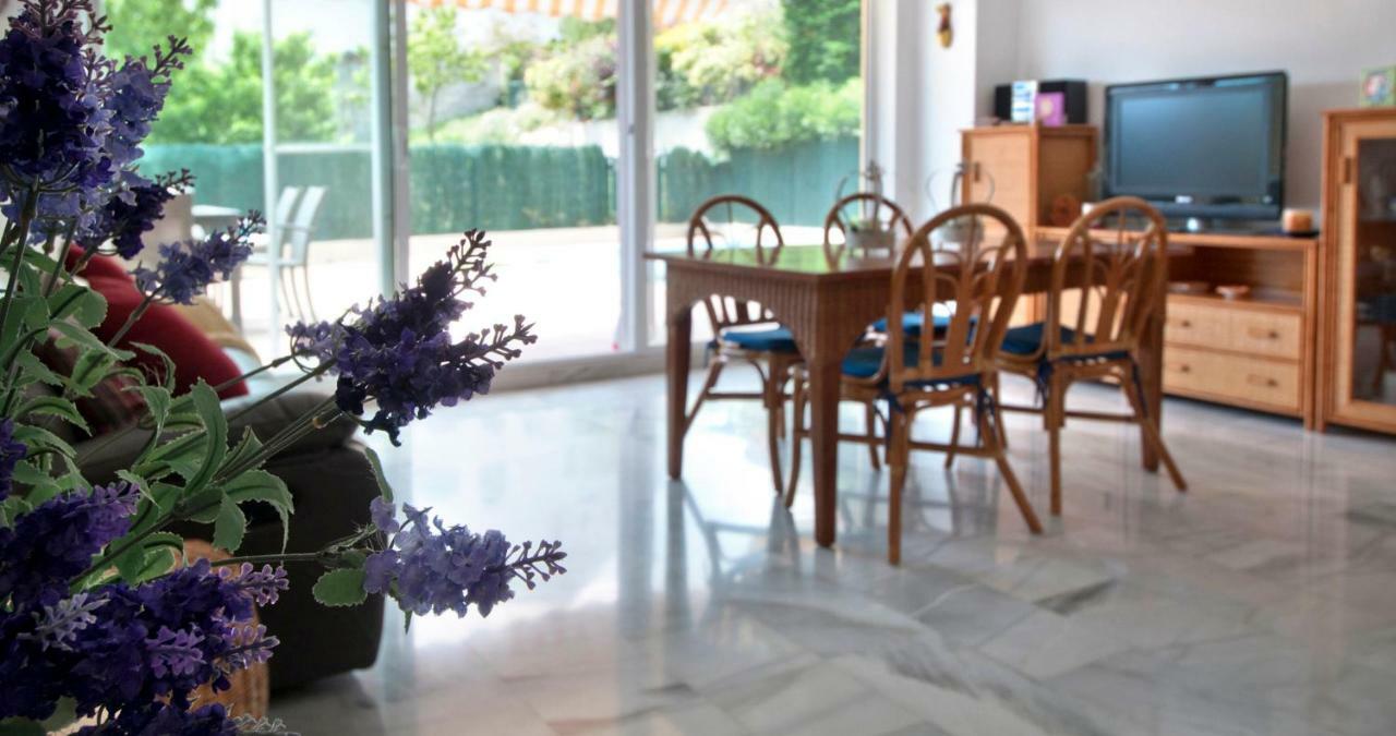 Apartament Les Tonyines Llança Exteriér fotografie